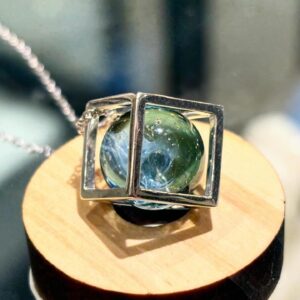 四方簍空銀飾項鍊